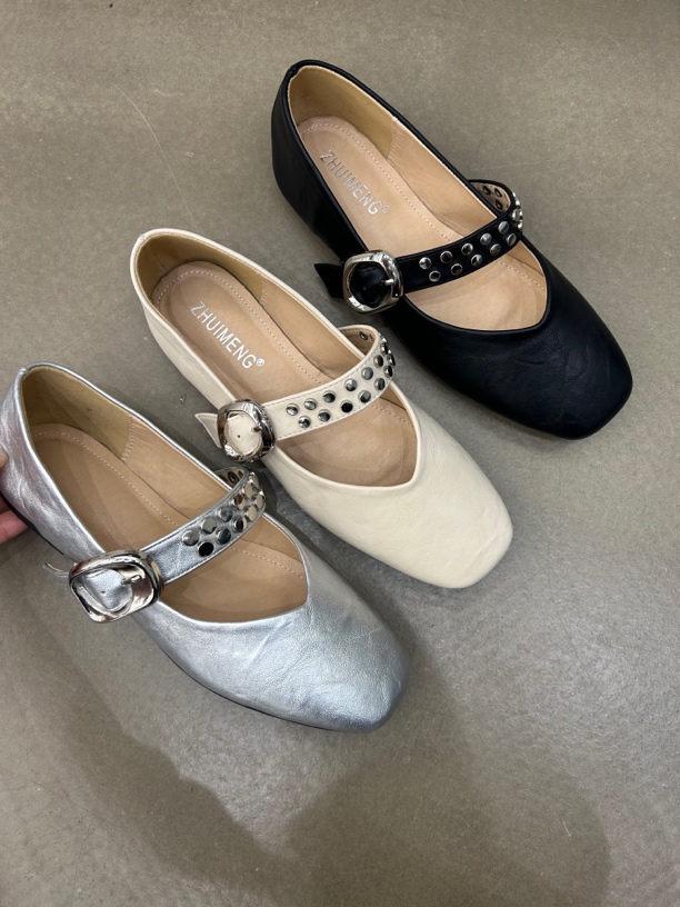 ZM 19-20 2025年春季新款小方头钻钉玛丽珍甜酷显瘦软底气质女鞋