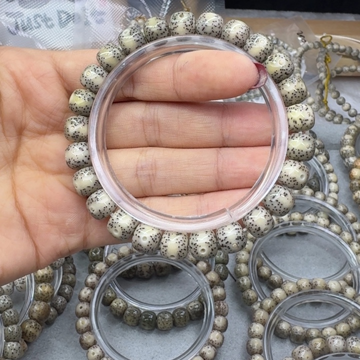 星月菩提手串一线天