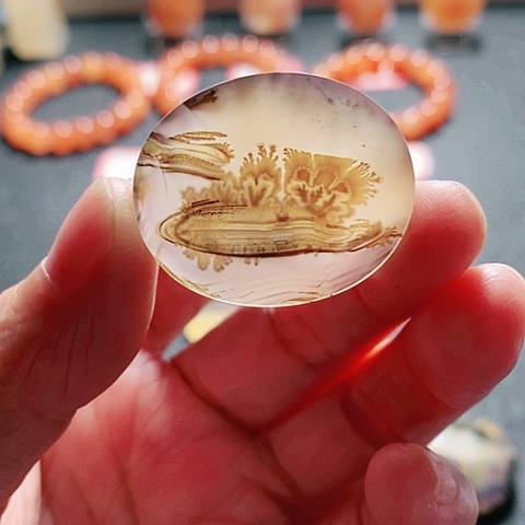 玛瑙/玉髓颈饰未镶嵌陈*玺