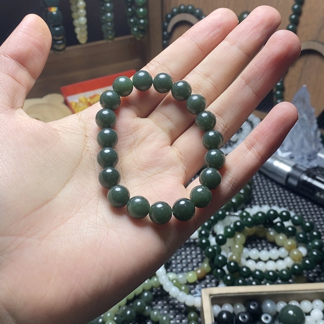 和田玉未镶嵌手串11