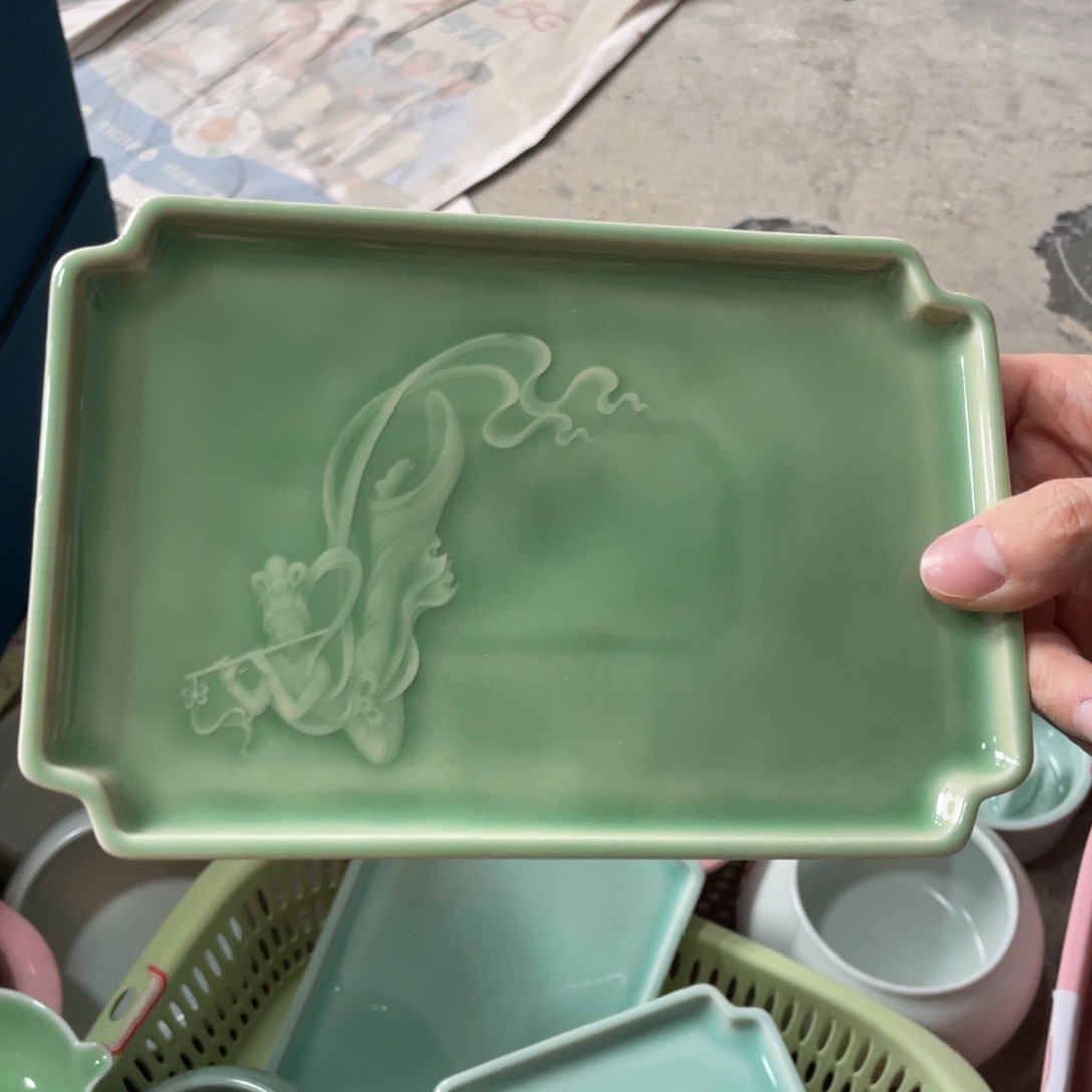 青瓷青瓷 青瓷青瓷 特价