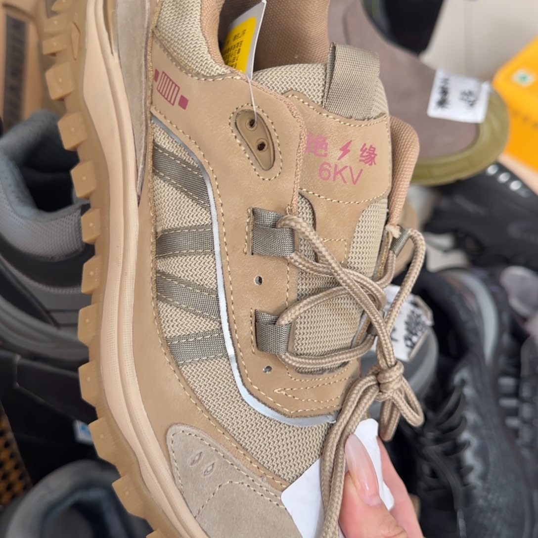 41码8801米色。运动绝缘高货