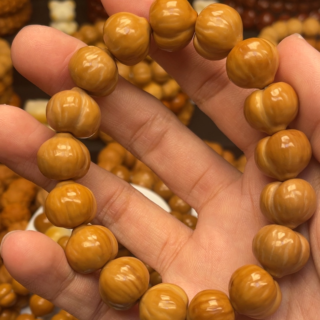 .***记猴头核桃吊坠猴头核桃微瑕屁桃