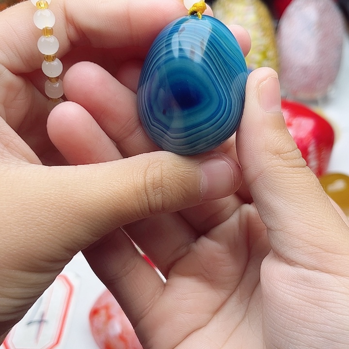 玛瑙/玉髓未镶嵌珠宝奇石