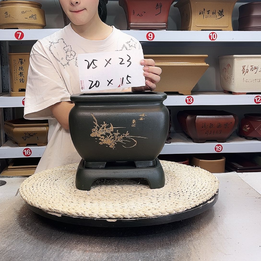 紫砂花盆紫砂花盆