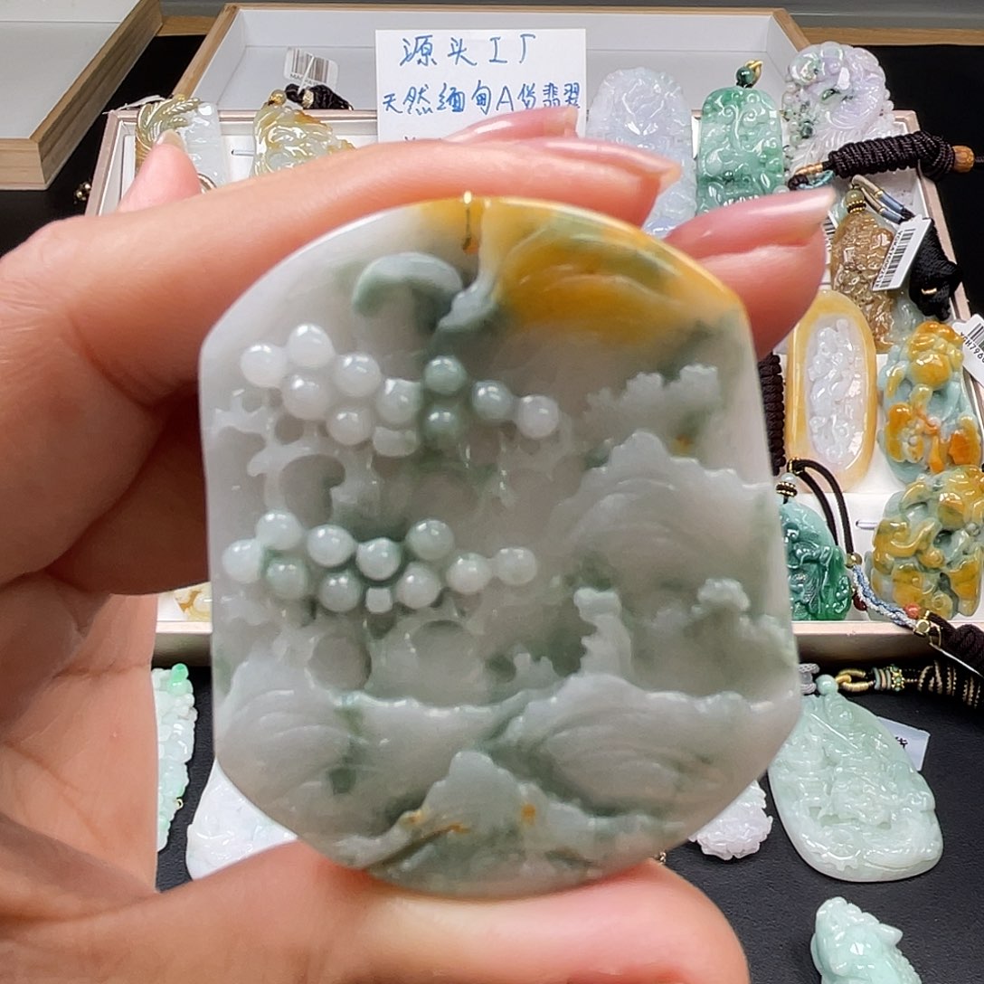 翡翠吊坠(不含链)未镶嵌