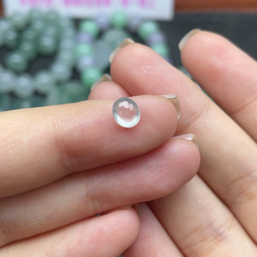 未镶嵌挂件翡翠  翡翠