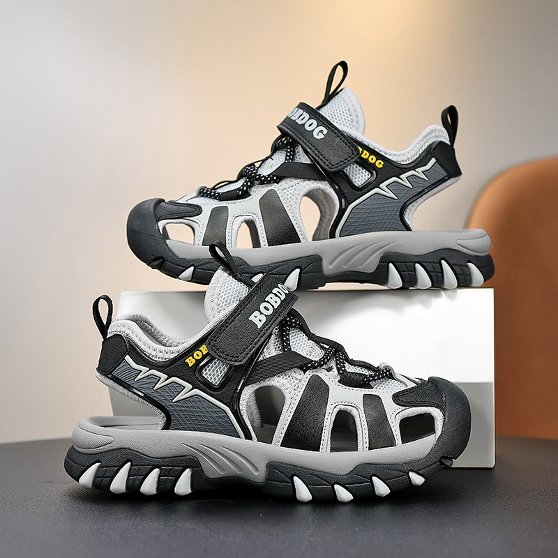 巴布豆夏款儿童包头凉鞋新款舒适轻便男童沙滩凉鞋柔软运动凉鞋子