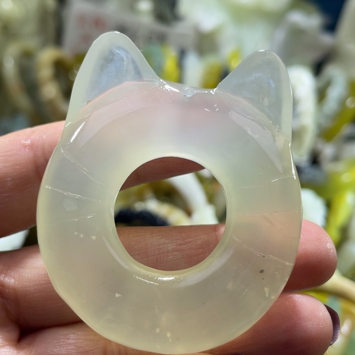 岫玉未镶嵌吊坠吊坠