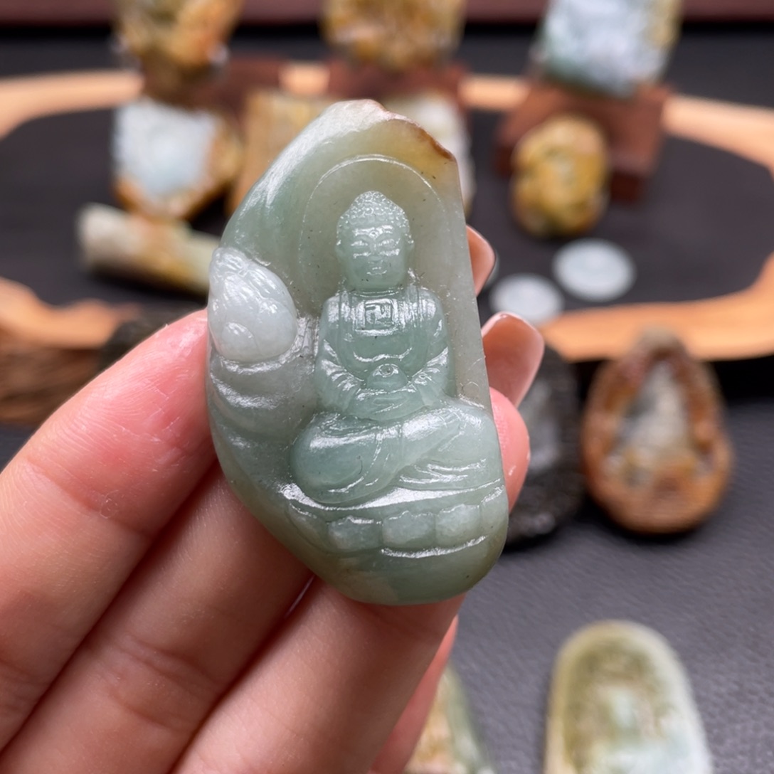 定制翡翠未镶嵌翡翠