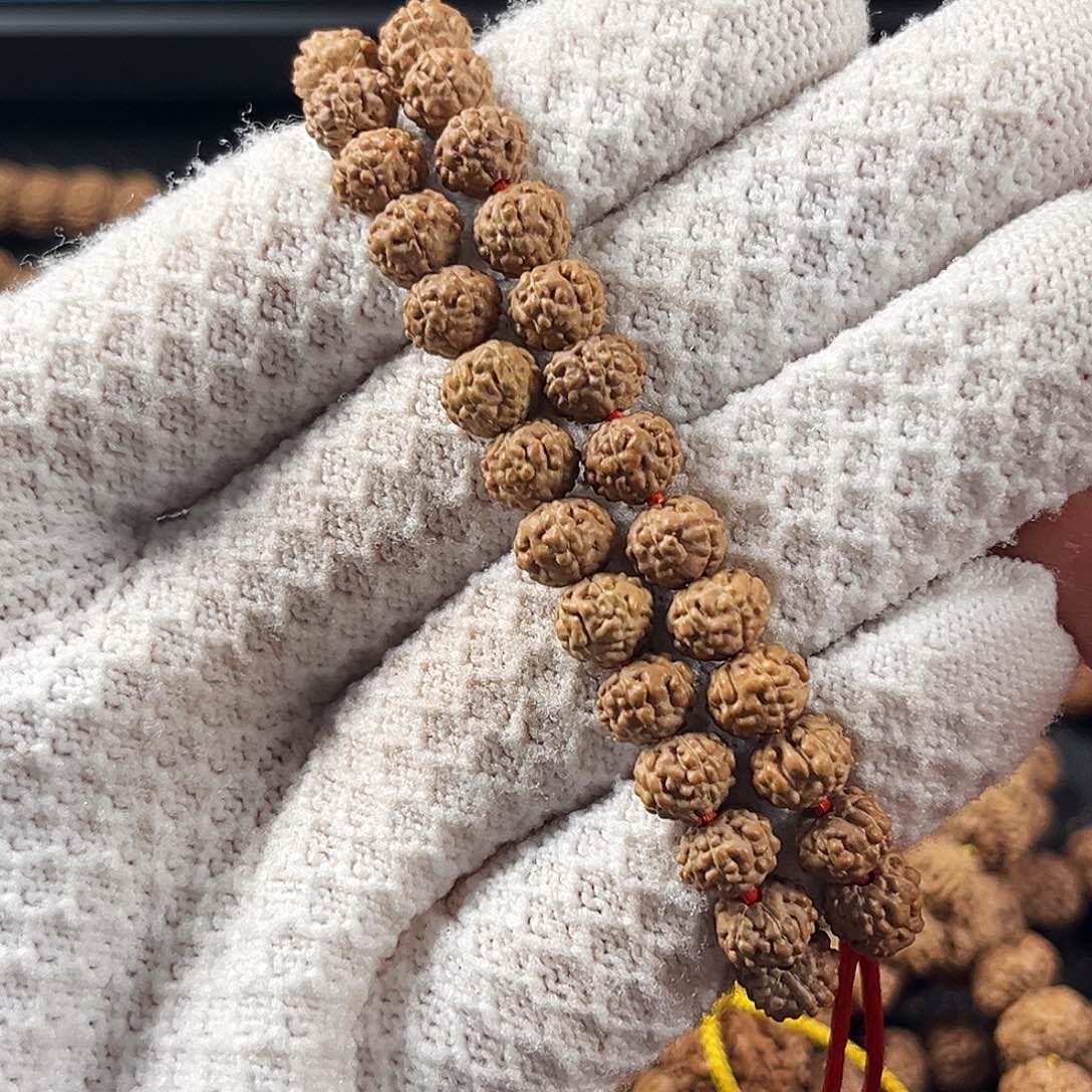 M***n金刚菩提吊坠蛤蟆背手持