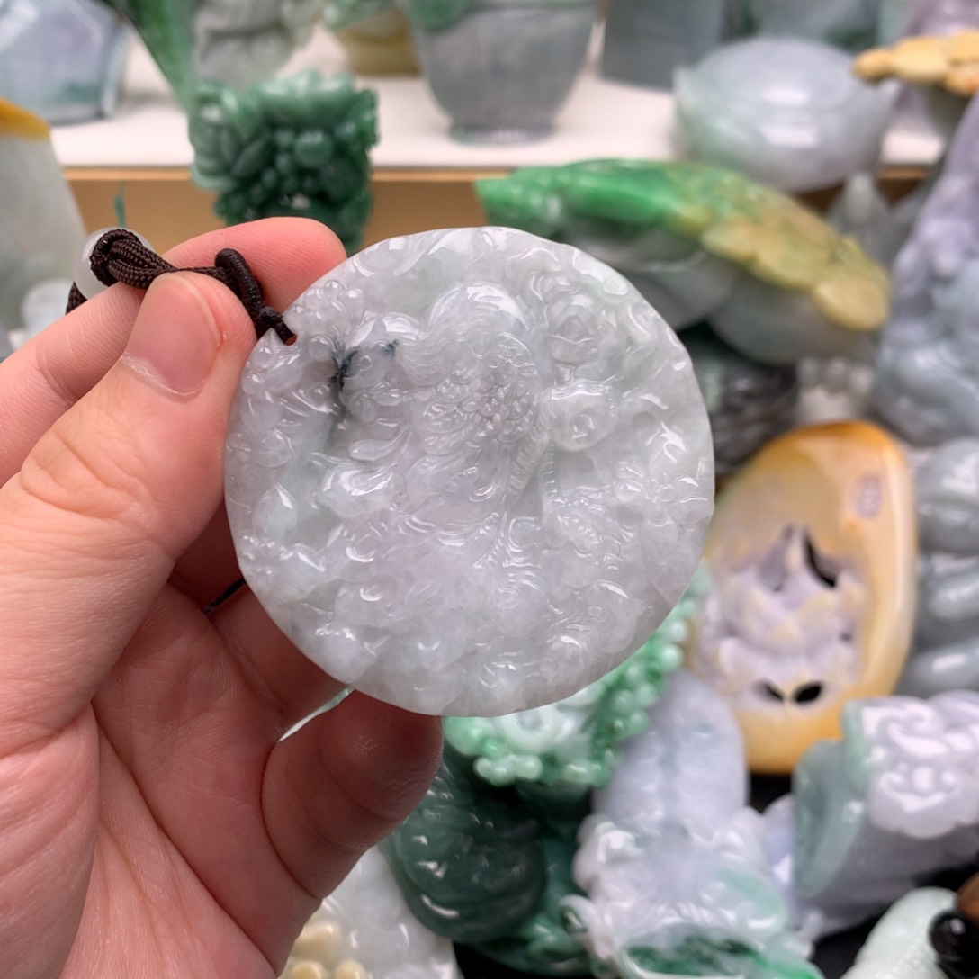 吊坠(不含链)未镶嵌翡翠