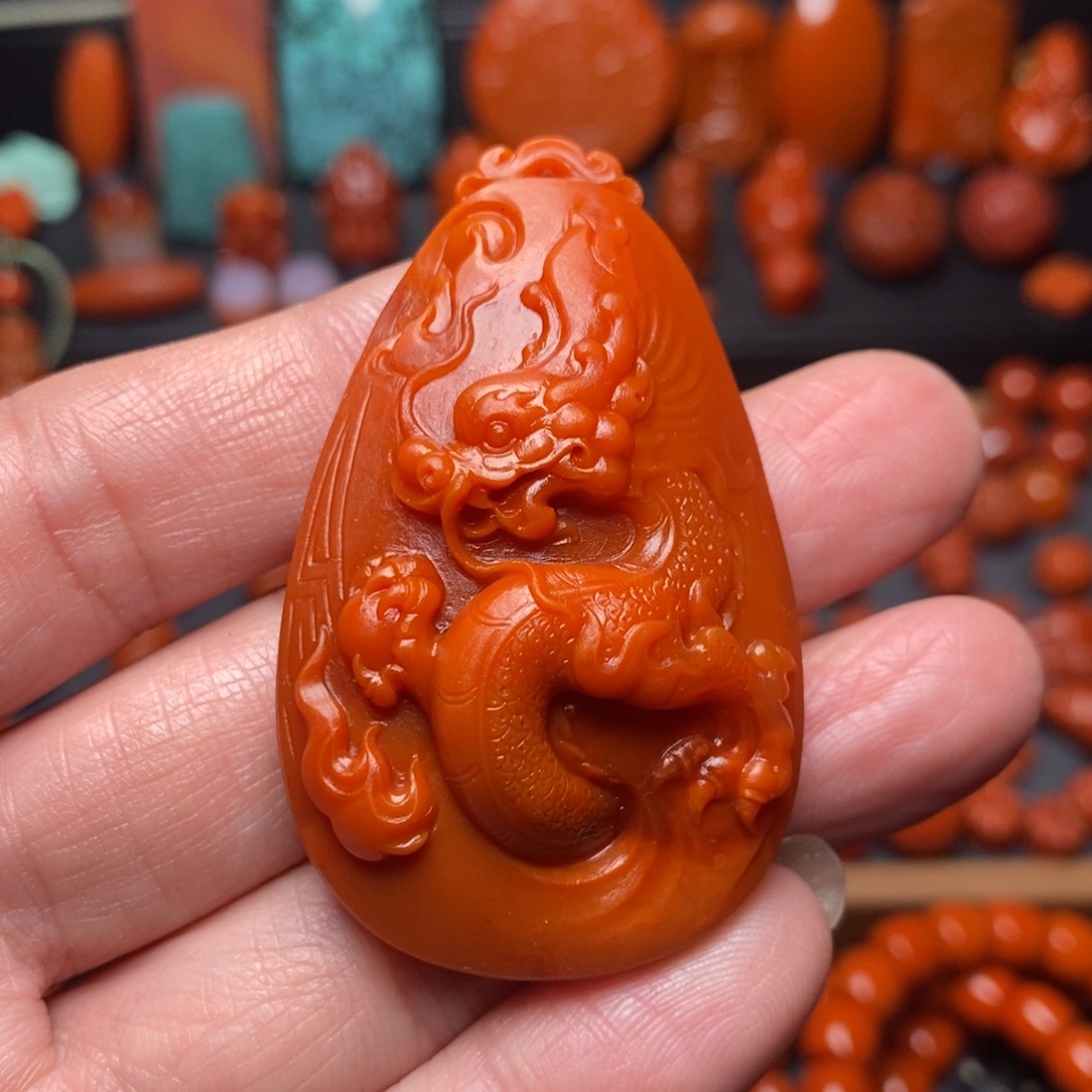 南红玛瑙精工吊坠未镶嵌