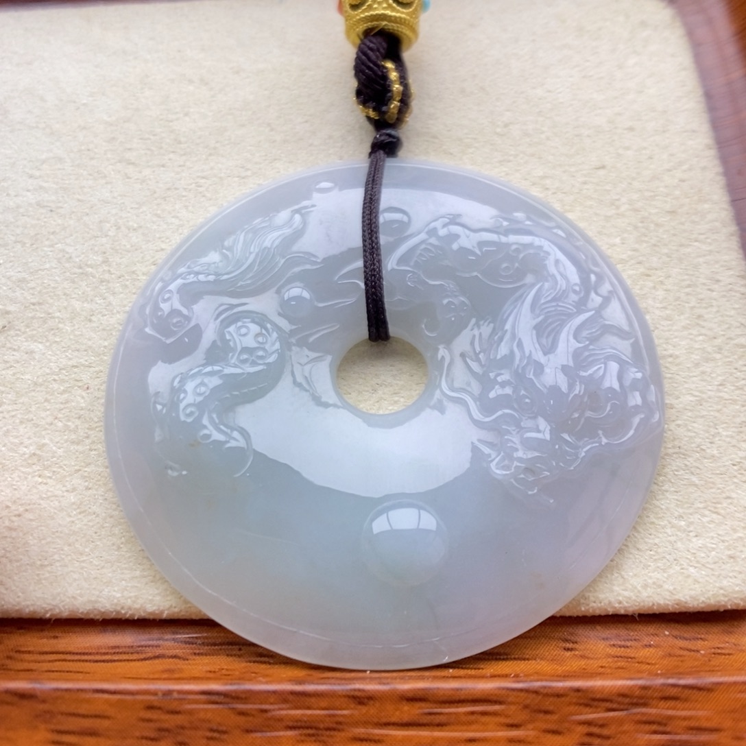 翡翠未镶嵌颈饰吊坠35