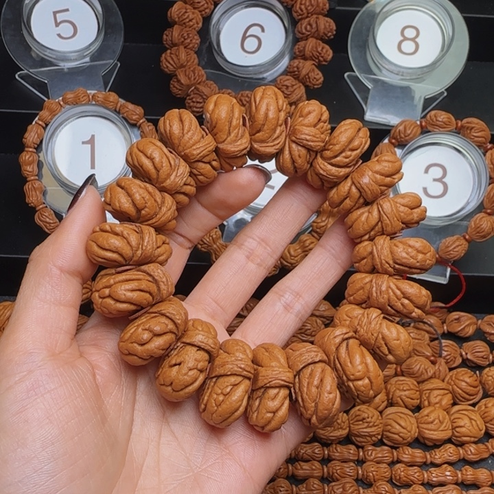 梓***晨手串桃核霸王龙手串