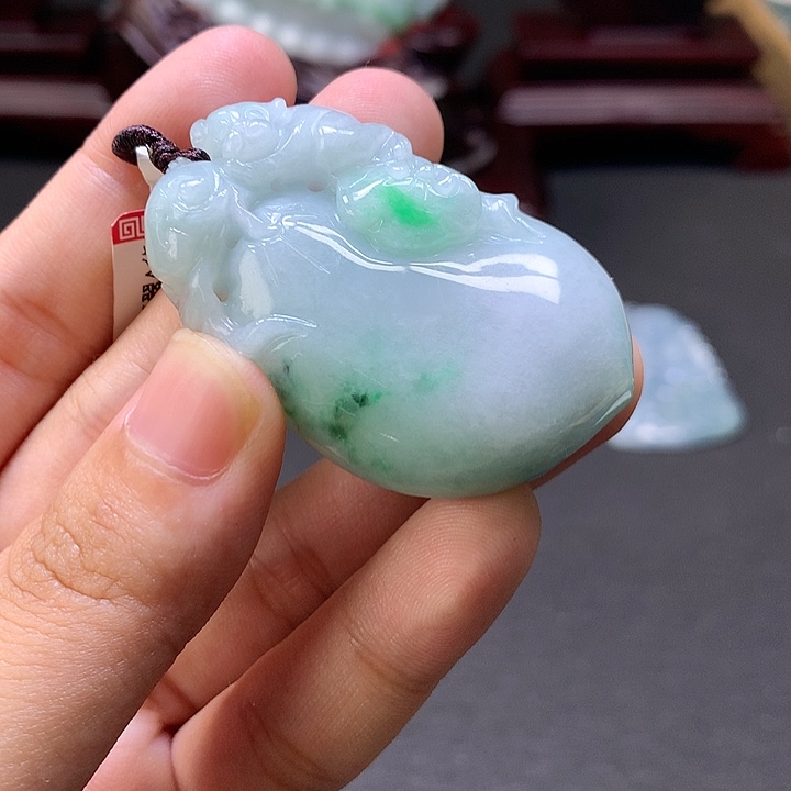 翡翠未镶嵌颈饰天然