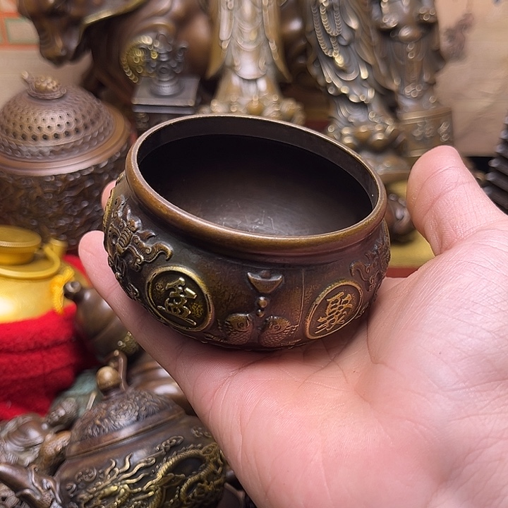 精美铜器点击下单