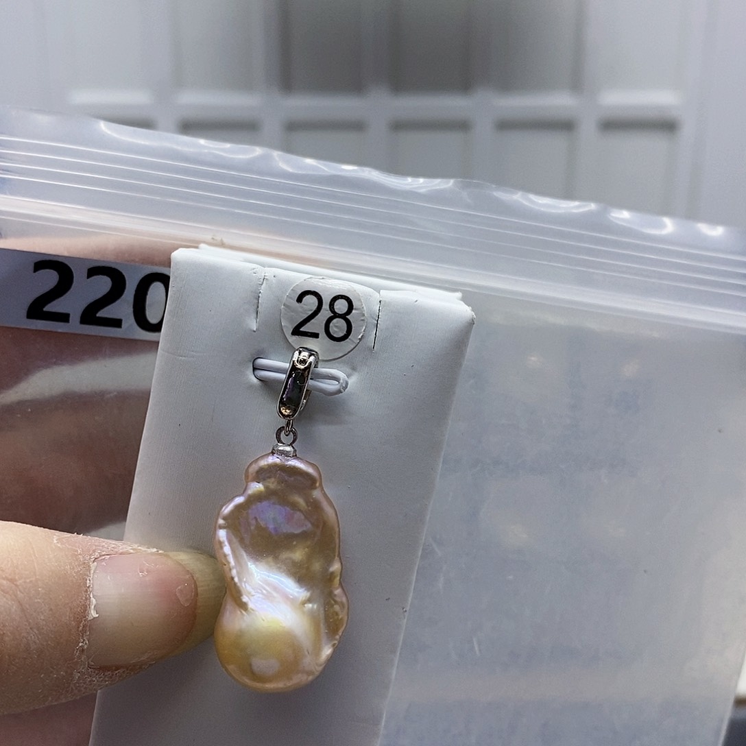 颈饰合金淡水珍珠