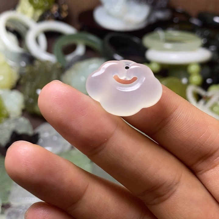 岫玉岫玉颈饰未镶嵌