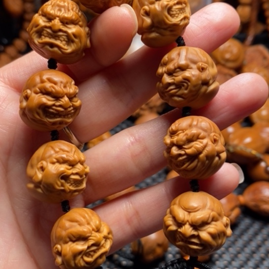 橄榄核吊坠肌肉恶僧