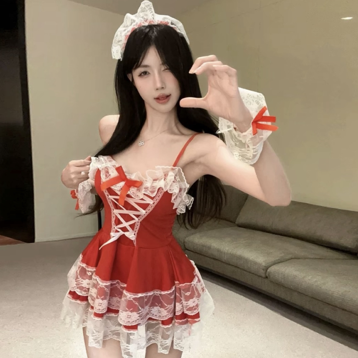 【LunaAmore】少女感红色纯欲风蕾丝修身裙