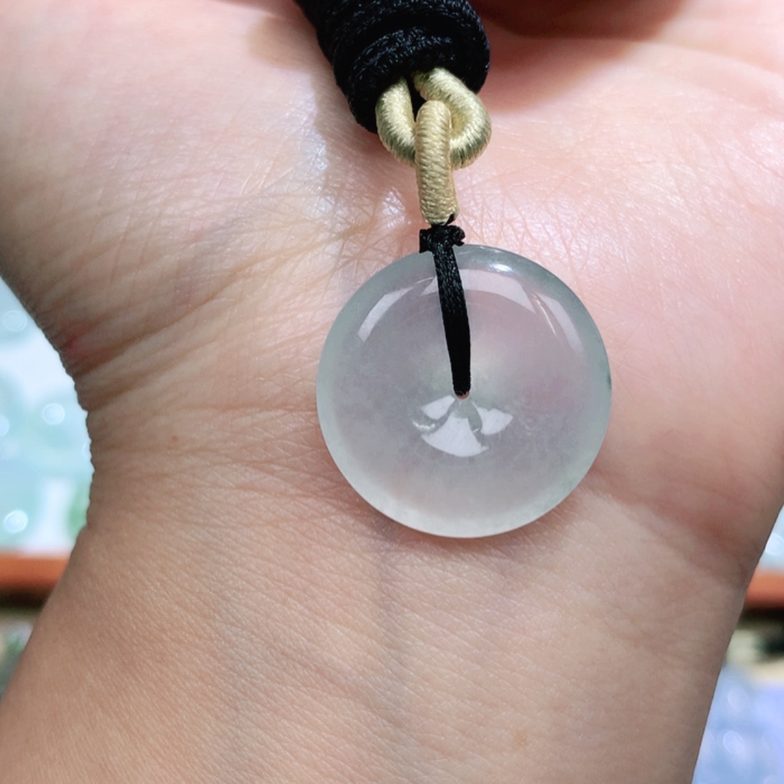 【闪购商品】翡翠颈饰未镶嵌平安扣