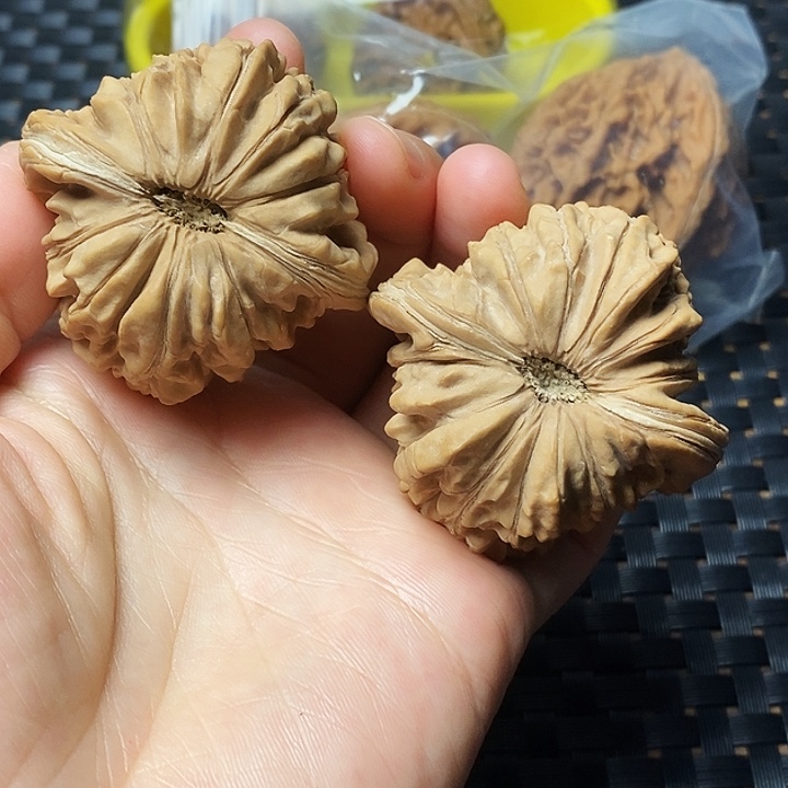 吊坠文玩核桃华坤龙