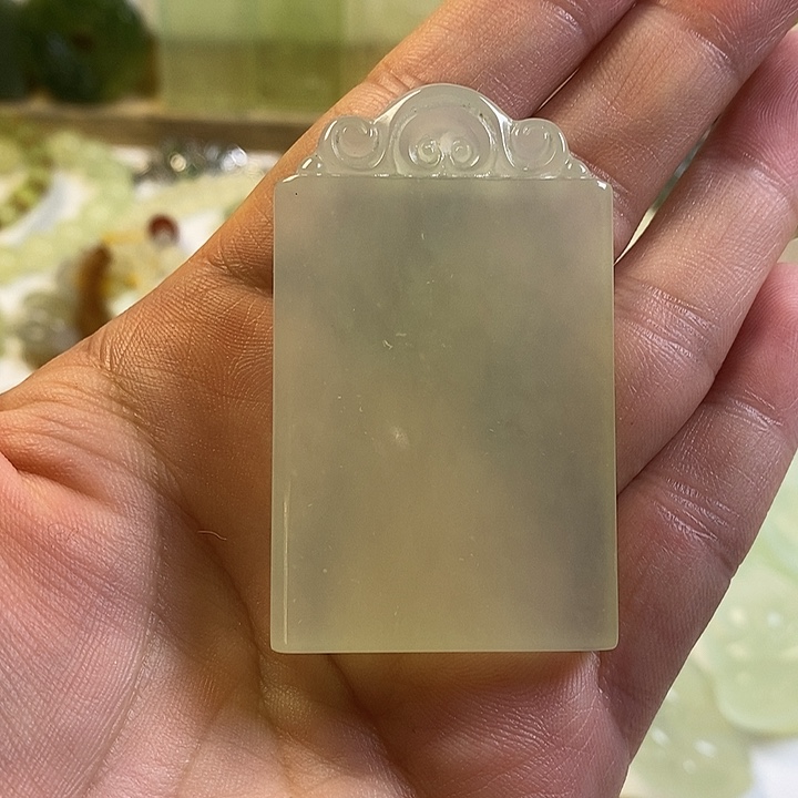马***吖蛇纹石玉未镶嵌颈饰