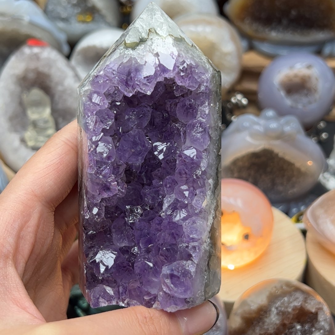未镶嵌大型摆件（非配饰）水晶?**?