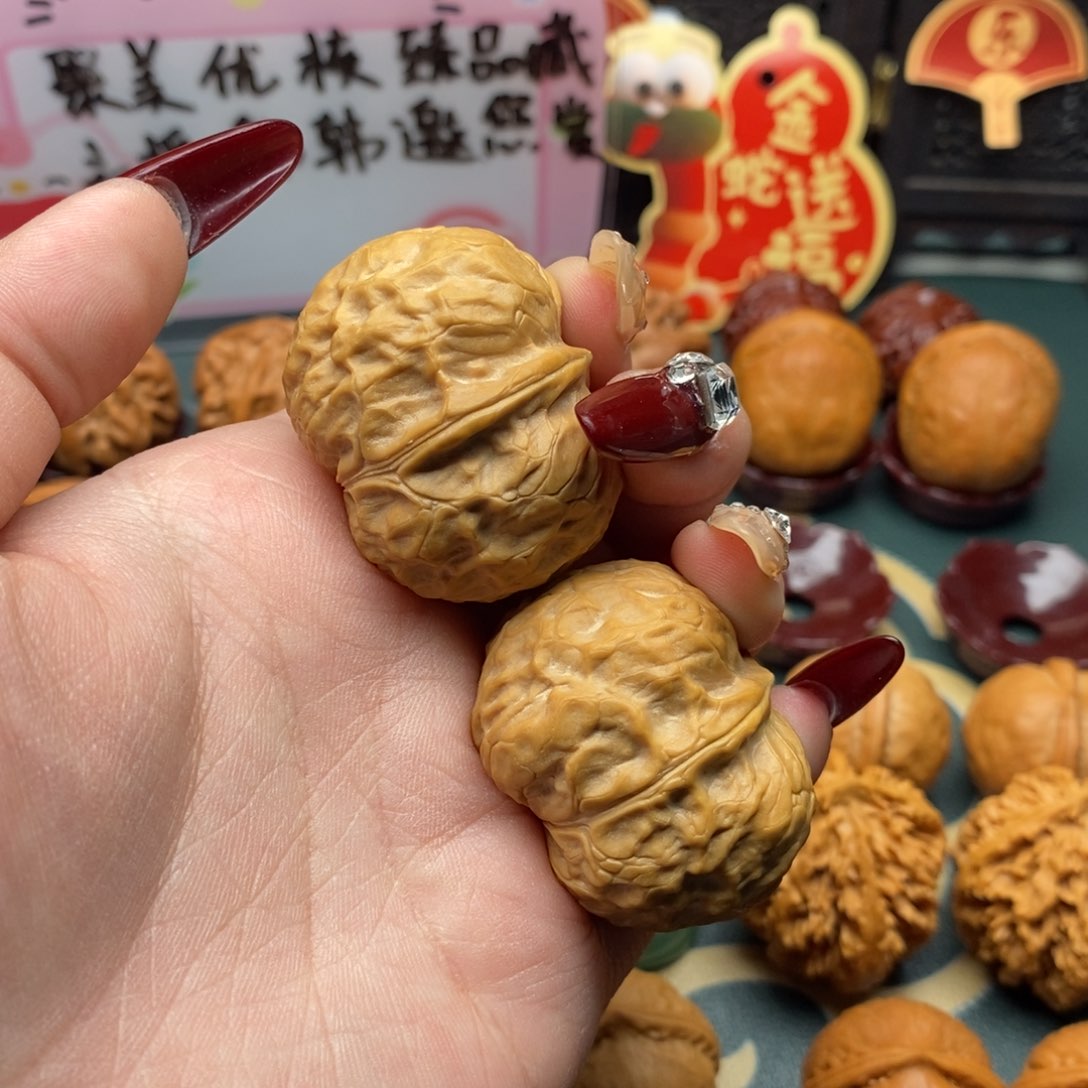 文玩核桃把件南瓜元宝