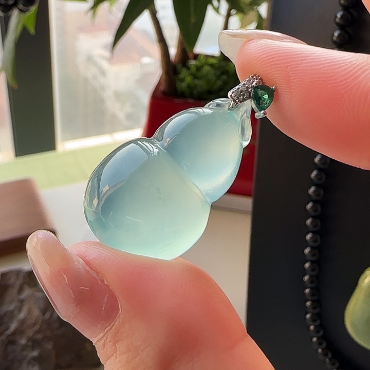 岫玉银S925镶嵌颈饰岫玉