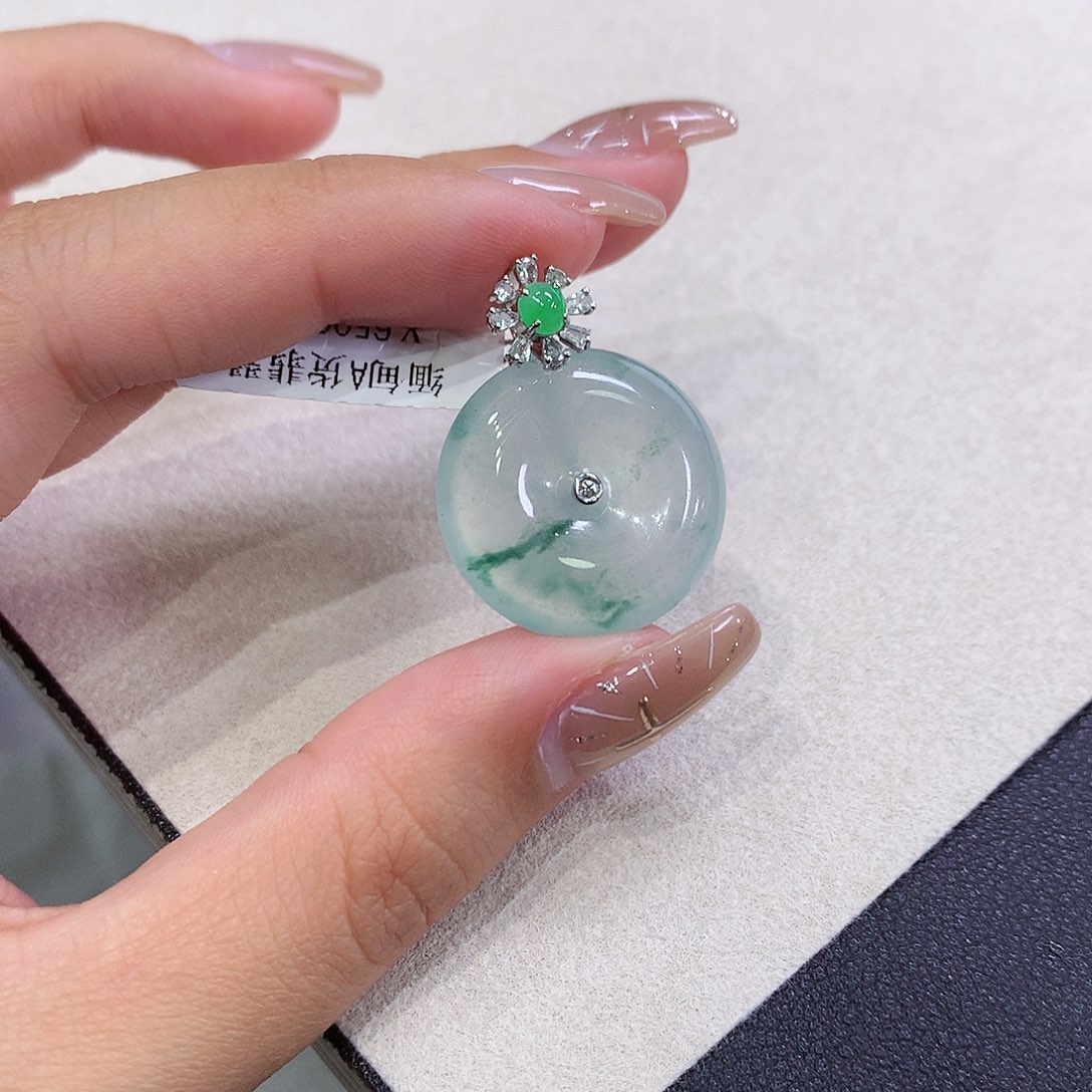 翡翠18K金镶嵌吊坠(不含链)21.9-6.1