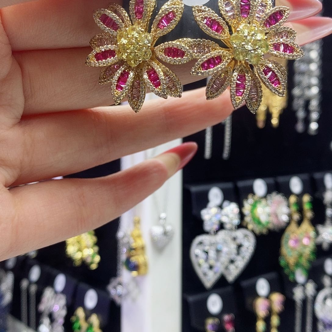 纯铜合金合成立方氧化锆