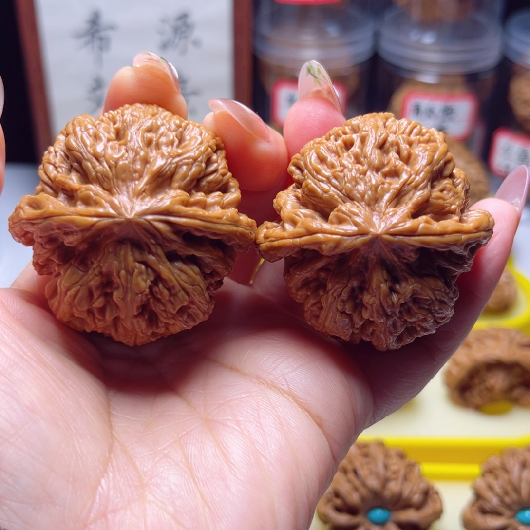 文玩核桃吊坠全品平谷球筋