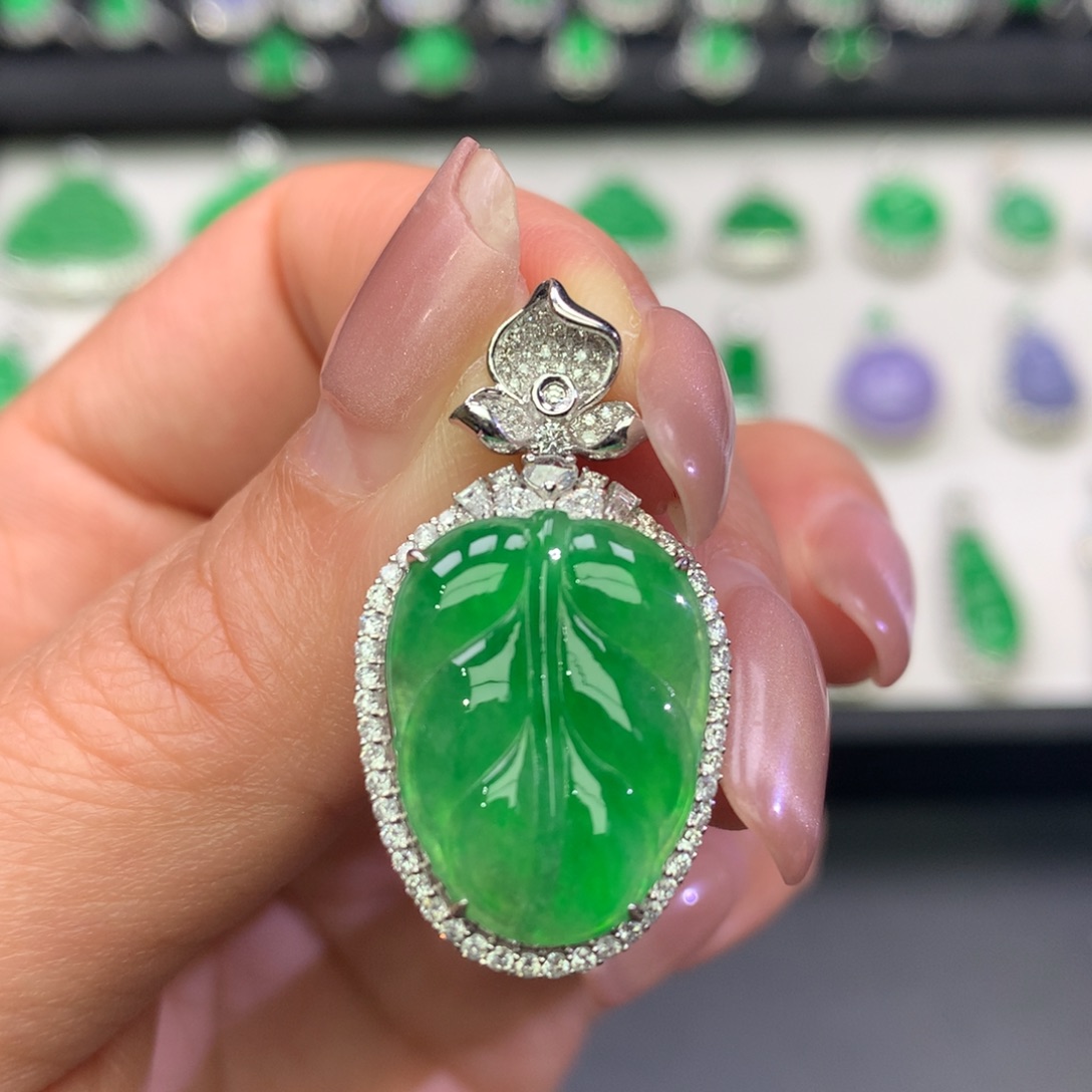 翡翠18K金镶嵌吊坠(不含链)