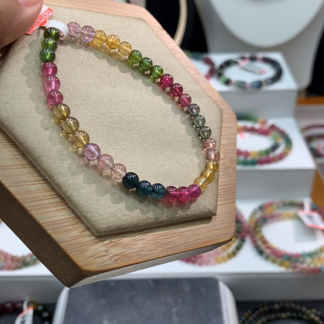 微****手链碧玺未镶嵌     