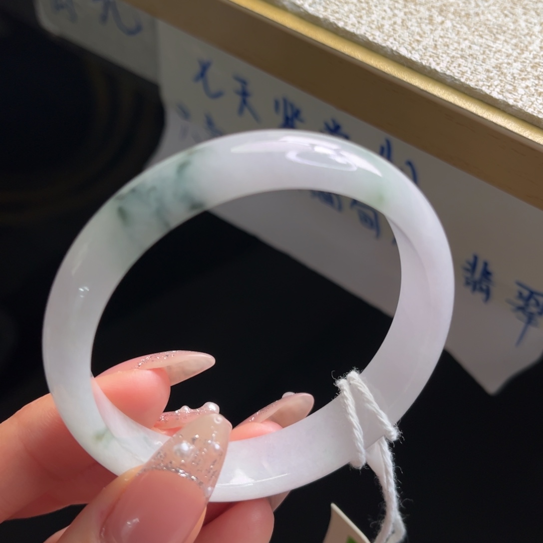 翡翠未镶嵌手镯手镯