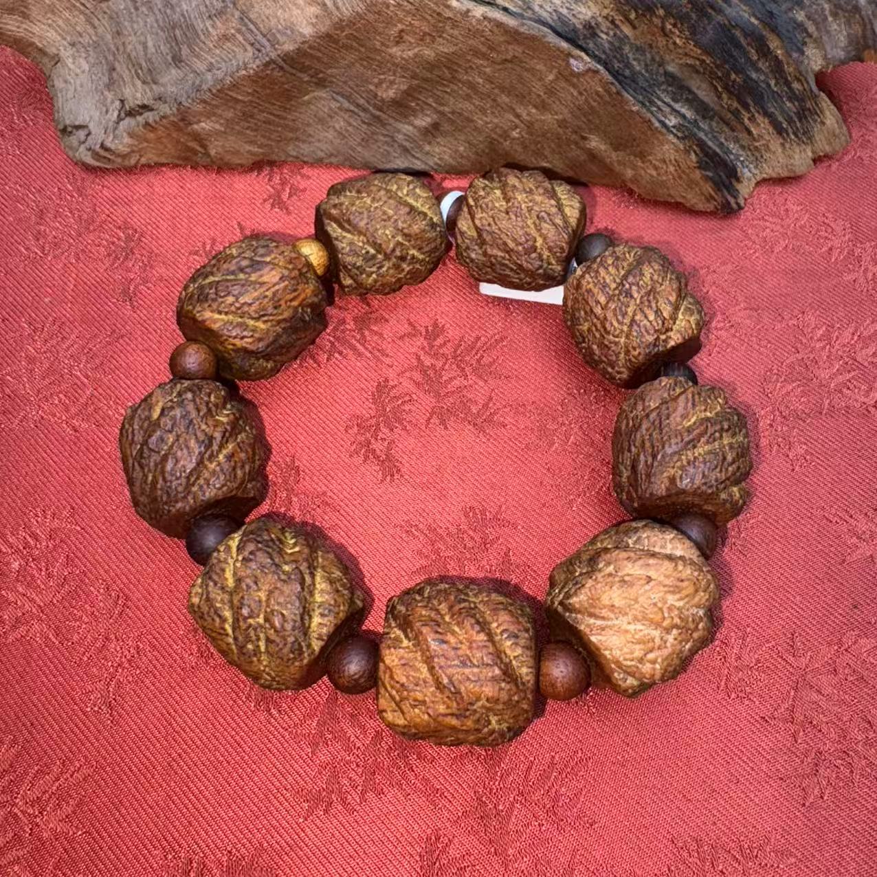 沉香999号沉香文玩多样性发其一