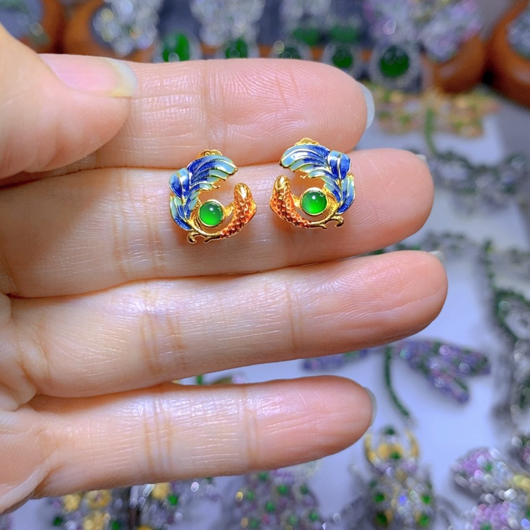 翡翠颈饰银S925镶嵌天然翡翠