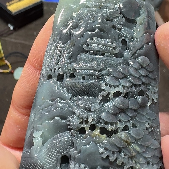 未镶嵌和田玉车挂