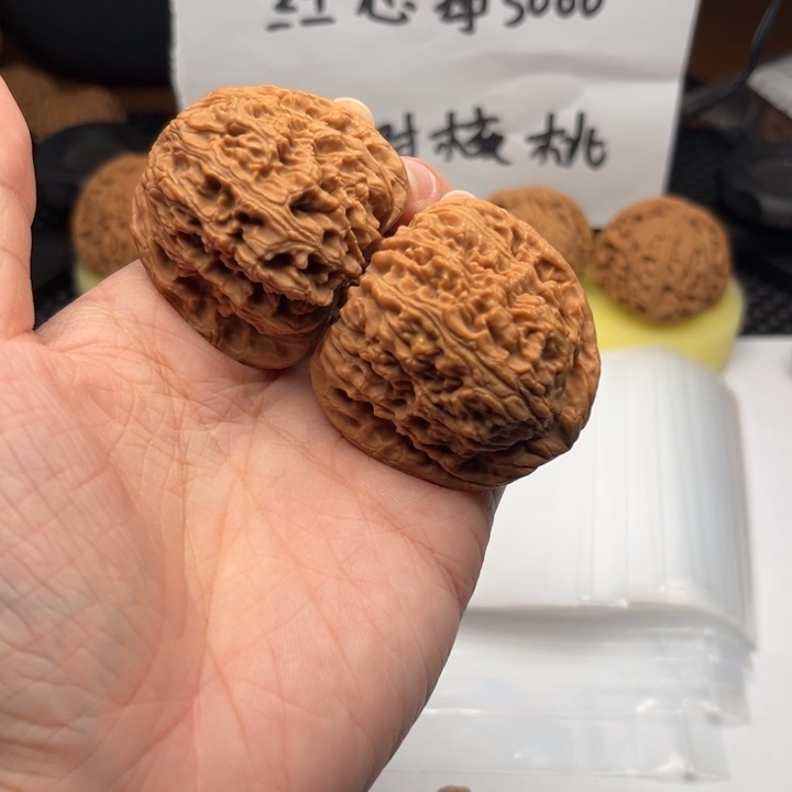 文玩核桃吊坠南疆43