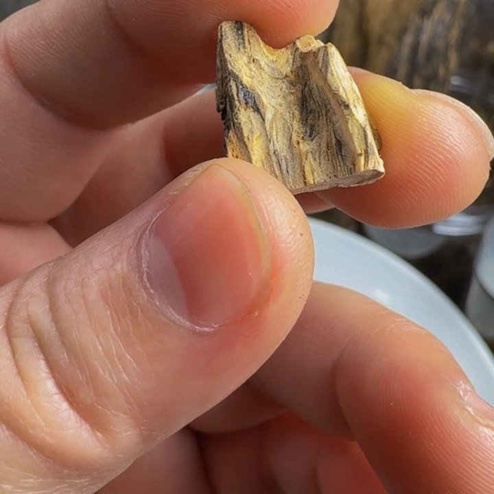 沉香沉香枕百年虎斑棋