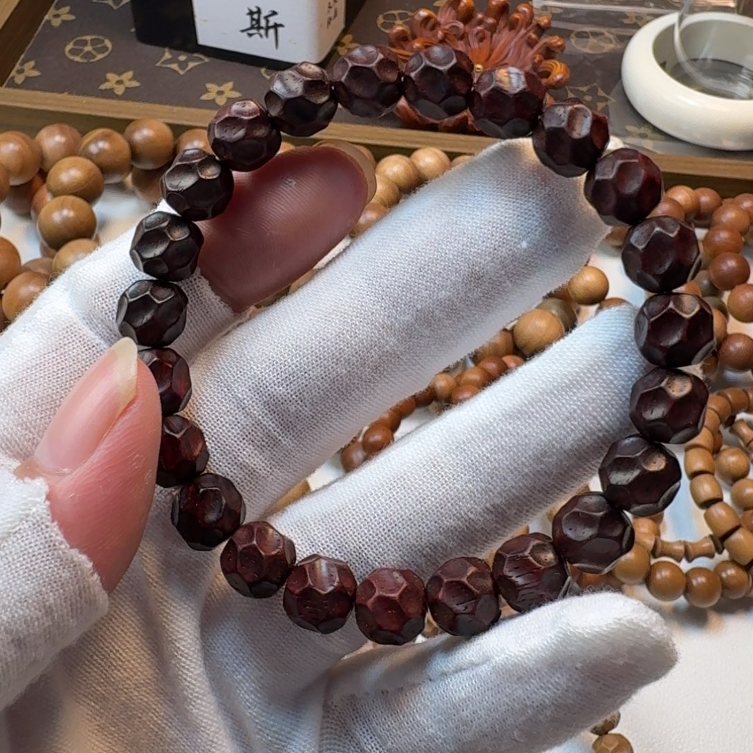 檀香紫檀（小叶紫檀）手串/手链0.85.0.95.23颗小叶无相珠