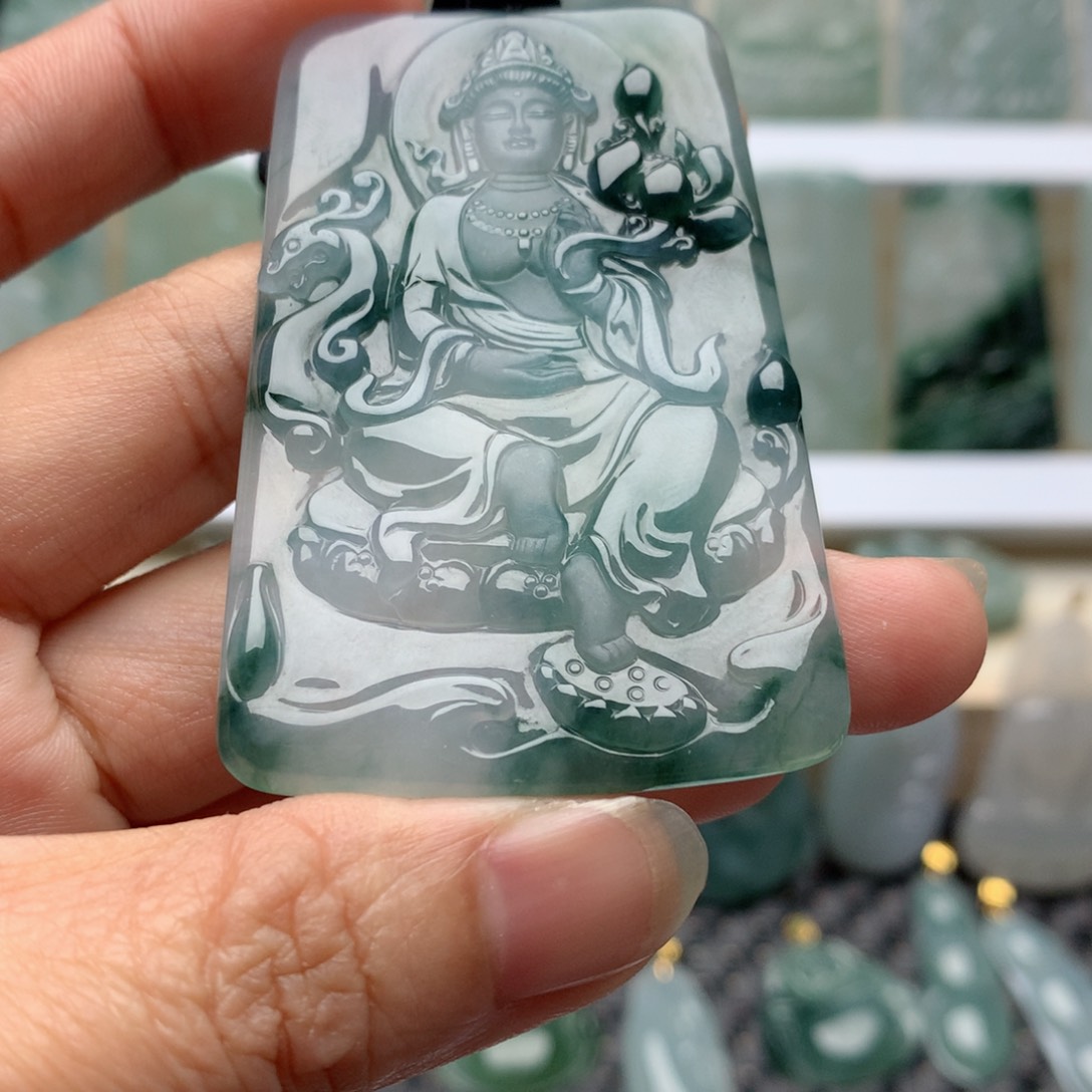 翡翠未镶嵌吊坠(不含链)山****店观音