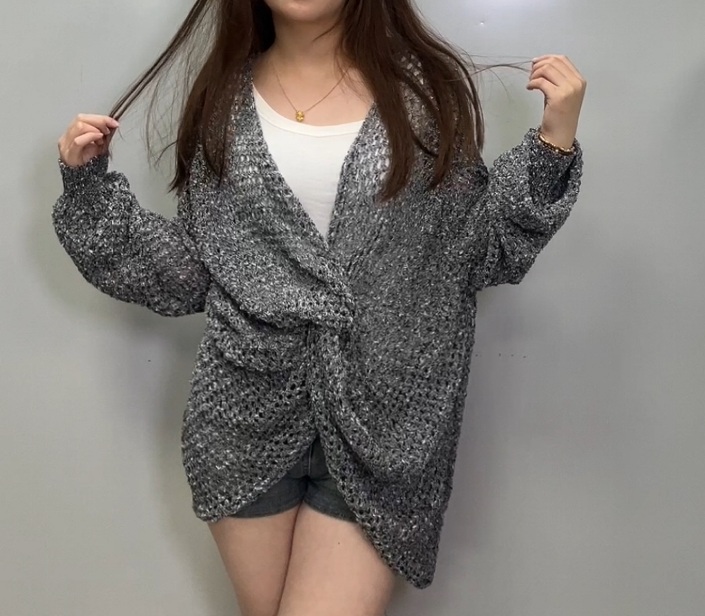 镂空慵懒风针织衫