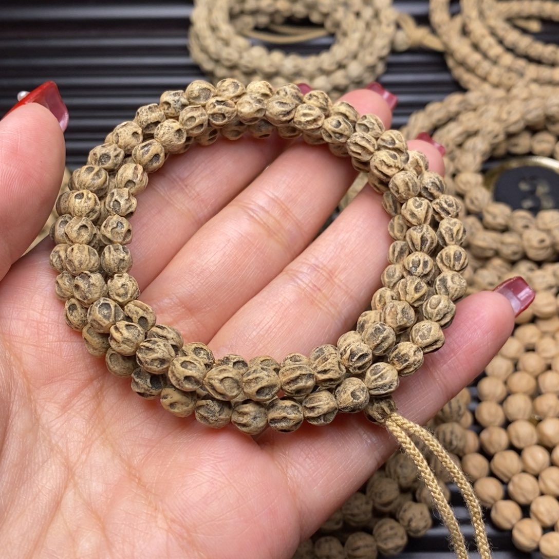 柏香籽/百香籽吊坠啵**婴