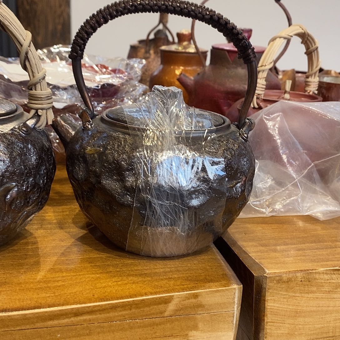 印*安铜提梁700姹机风手工锻打工艺