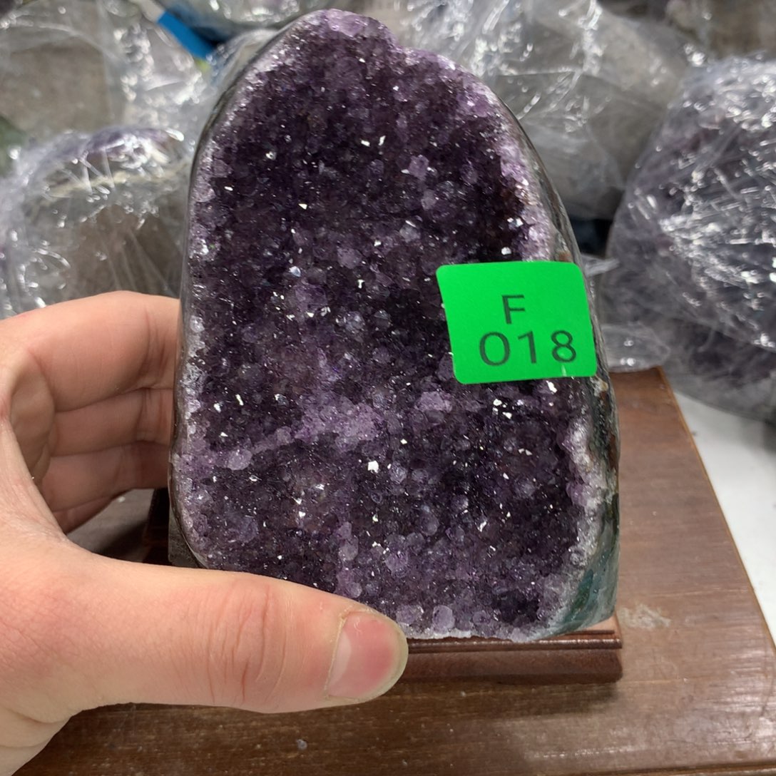 紫晶大型摆件（非配饰）未镶嵌