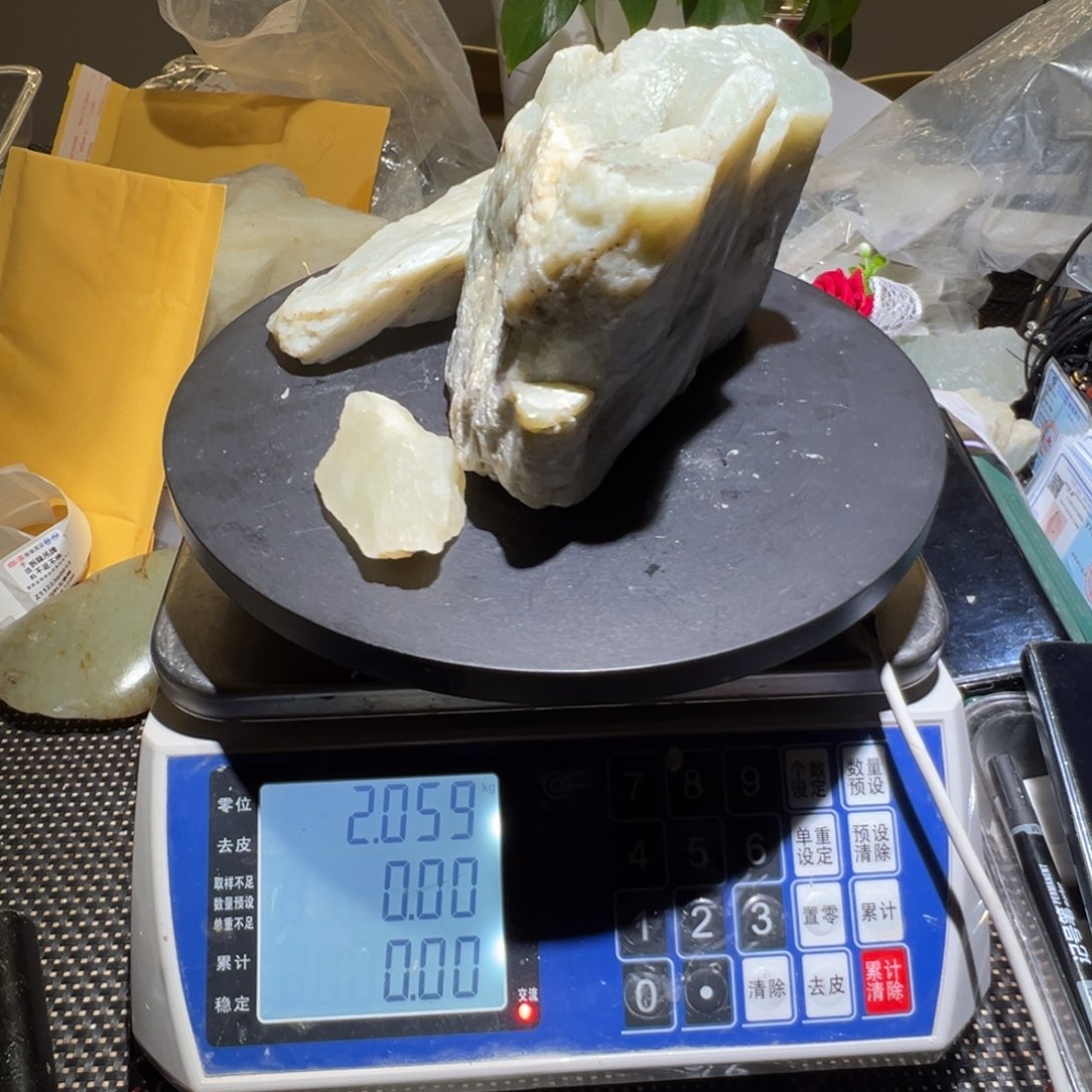 和田玉（青白玉）未镶嵌摆件