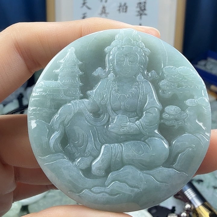 翡翠未镶嵌颈饰翡翠